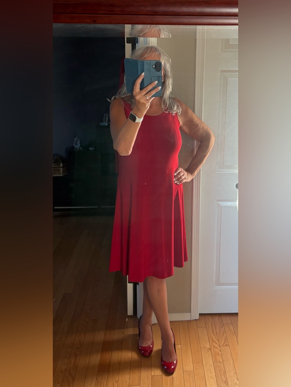 Sympli Sleeveless Midi Dress in Red